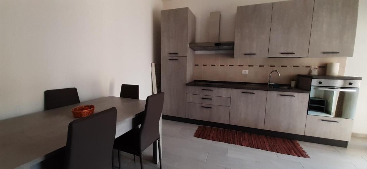 Comfy&Cozy Flat In Fiumicino Center Apartment Екстериор снимка